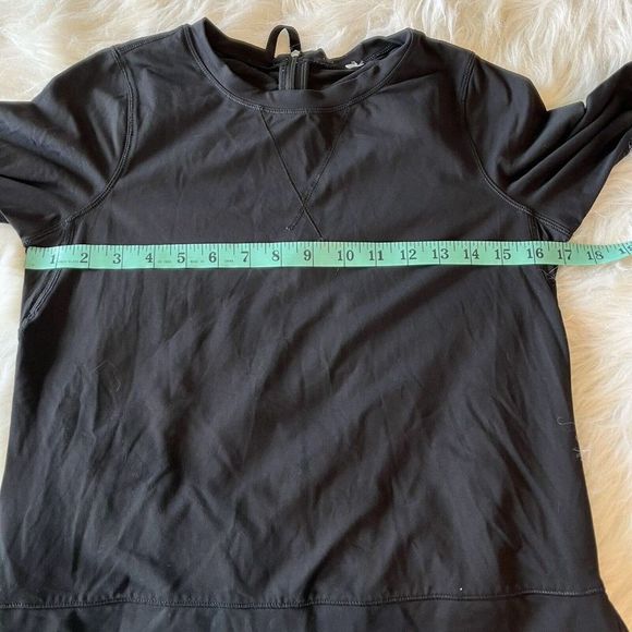 Lululemon Run: Warm Up‎ Crew Pullover Sweater Zipper Back Black Size 6? Athletic - Picture 7 of 10